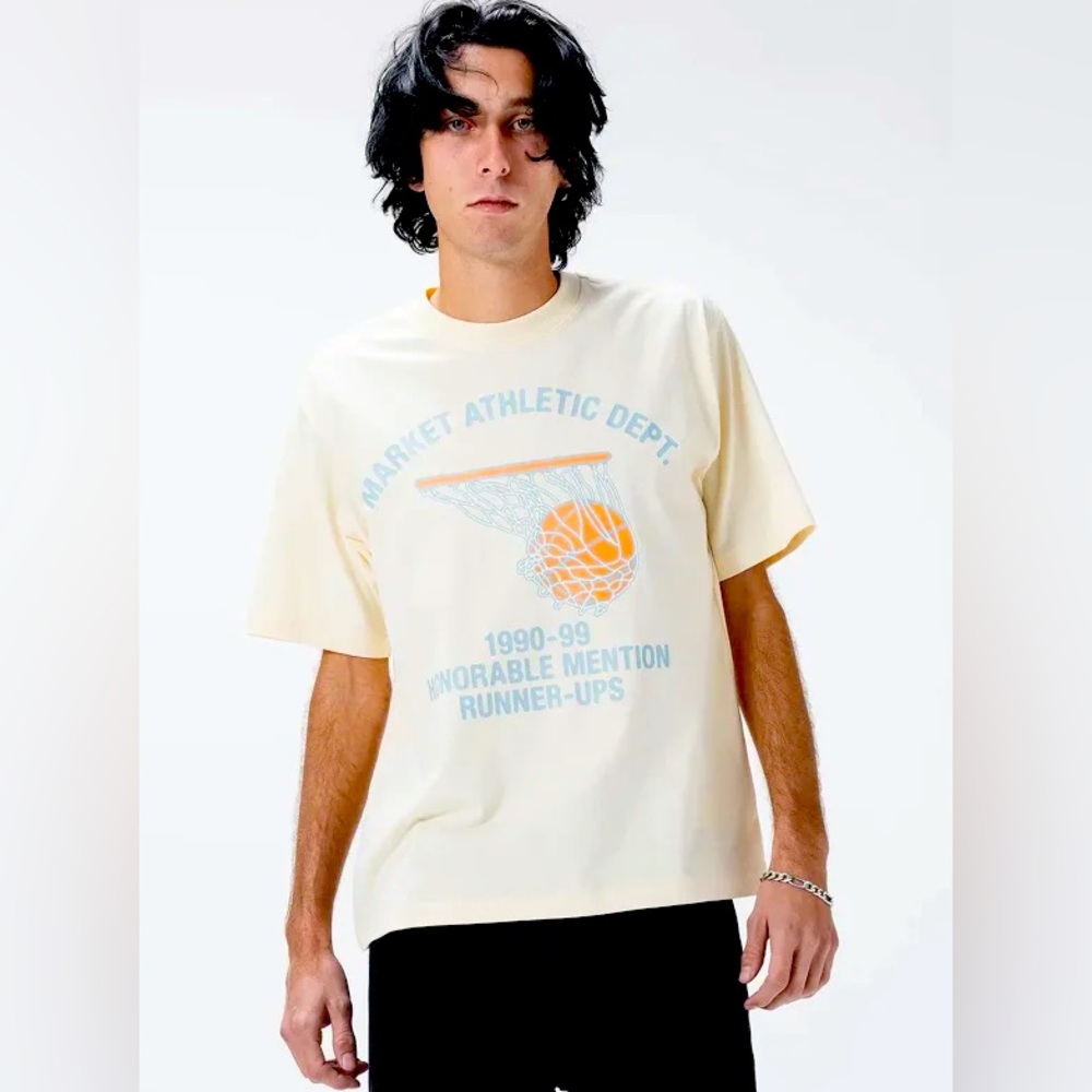 MARKET
MARKET MENS RUNNER UP TEE